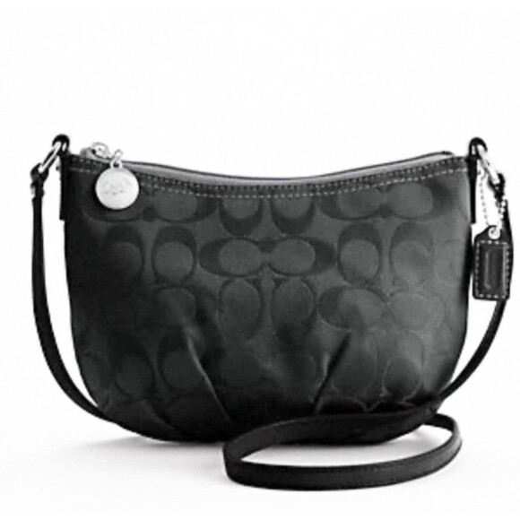 Coach Y2K Signature “C” Crossbody Swingpack Sateen Pleated Black Purse Classic - Picture 1 of 16